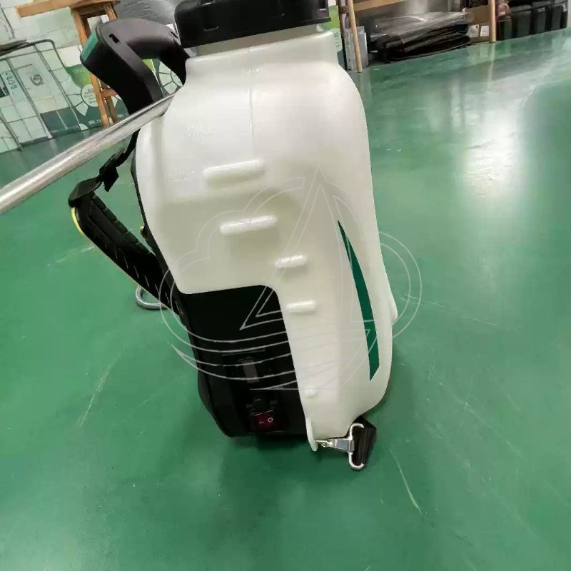 Opryskiwacz o dużej pojemności – Crop Sprayer Backpack recenzja i cena